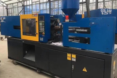 塑料注塑機(jī)操作期間需要注意哪些事項(xiàng)？