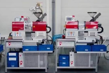 微型注塑機(jī)的價(jià)格范圍，幾萬(wàn)元到數(shù)十萬(wàn)元！